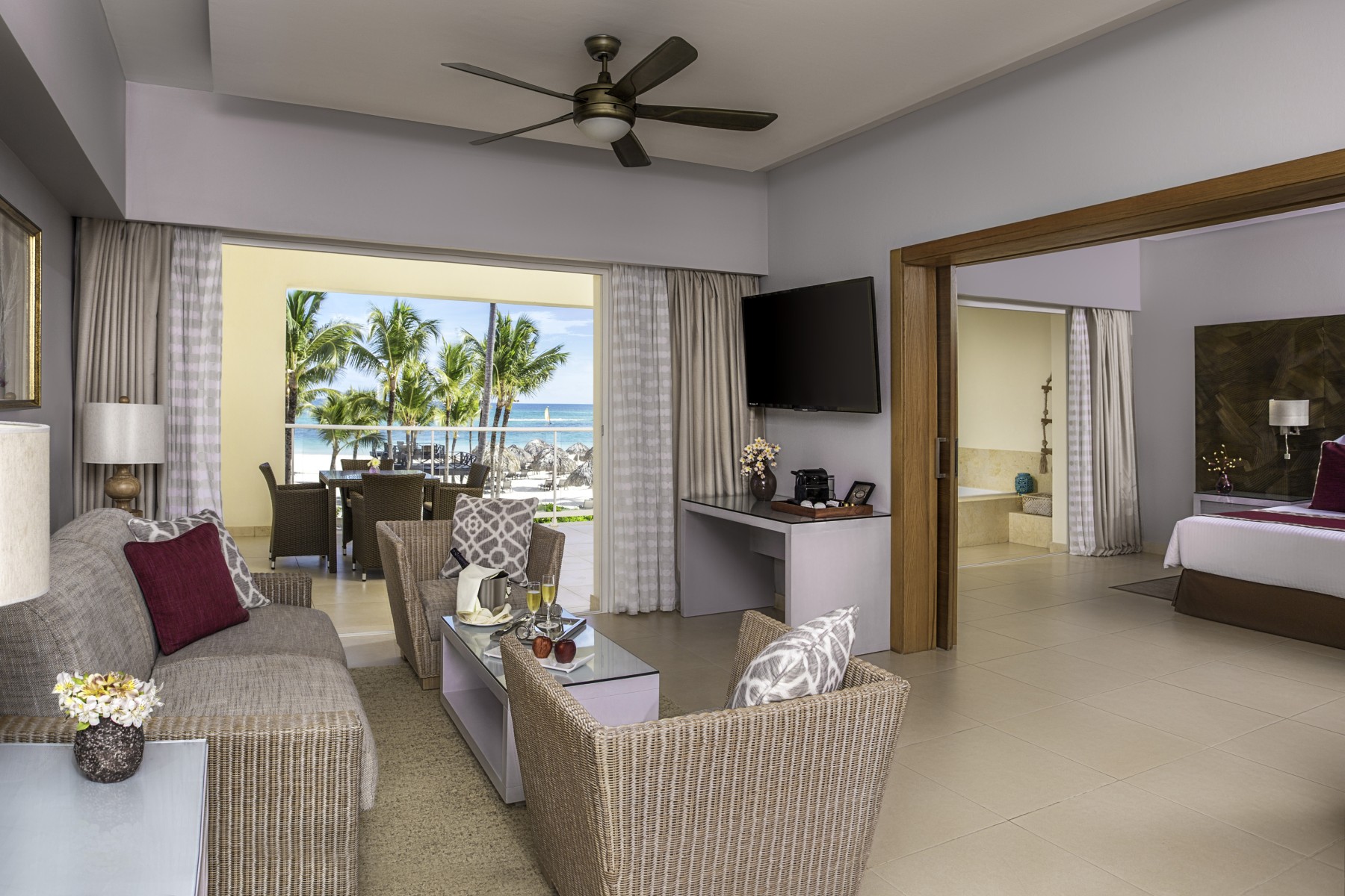 Preferred Club Master Suite Ocean Front